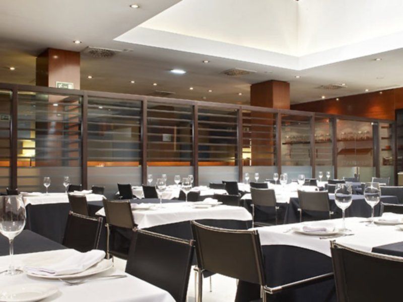 AC Hotel León San Antonio by Marriott Leão Restaurante foto